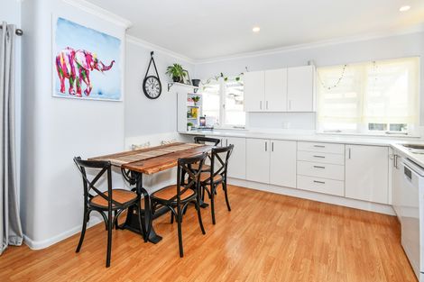 Photo of property in 1/32 King Edward Avenue, Papakura, 2110