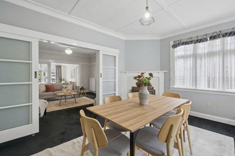 Photo of property in 21 Burrows Avenue, Karori, Wellington, 6012