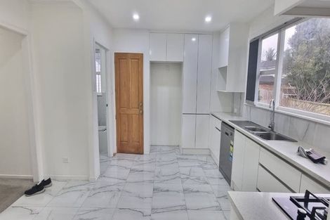 Photo of property in 32b Universal Drive, Henderson, Auckland, 0610