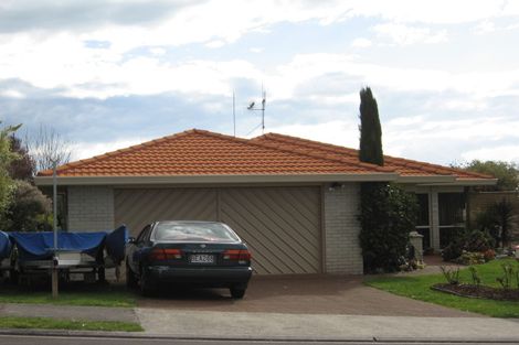 Photo of property in 10 Lucerne Place, Welcome Bay, Tauranga, 3112