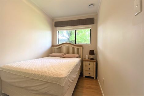 Photo of property in 16 Cherub Place, West Harbour, Auckland, 0618