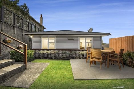 Photo of property in 76 Farnham Street, Mornington, Wellington, 6021