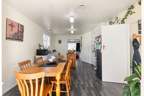 Photo of property in 65 Phillips Street, Sanson, 4817