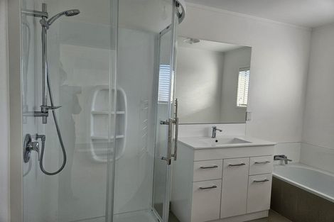 Photo of property in 1/33 Quebec Road, Milford, Auckland, 0620