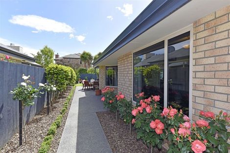 Photo of property in 53 Skyedale Drive, Harewood, Christchurch, 8051