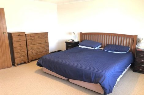 Photo of property in 36 Gilbert Street, New Plymouth, 4310