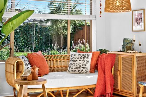 Photo of property in 3 Zefiro Drive, Massey, Auckland, 0614