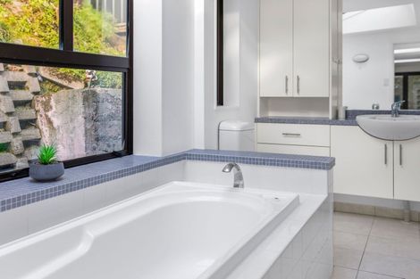 Photo of property in 19 Moana Road, Plimmerton, Porirua, 5026