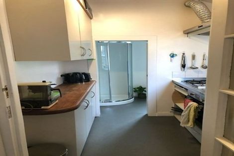 Photo of property in 10 Rimu Road, Kelburn, Wellington, 6012