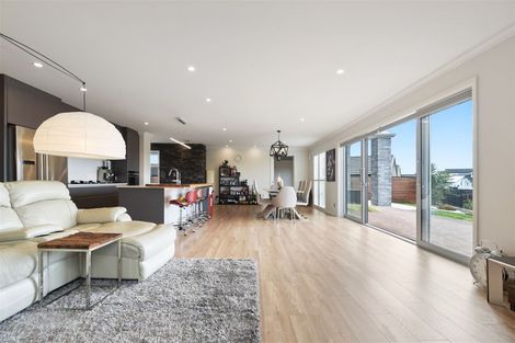 Photo of property in 15 Kemble Place, Flagstaff, Hamilton, 3210