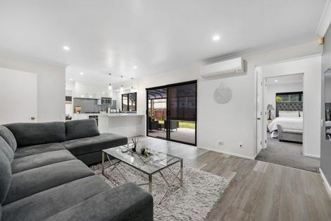 Photo of property in 82 Hillwell Drive, Henderson, Auckland, 0612