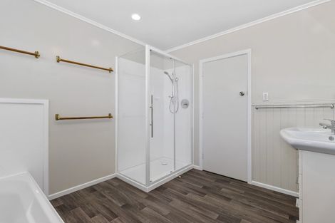 Photo of property in 10 Roseburg Street, Fairfield, Hamilton, 3214