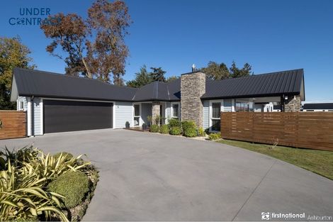 Photo of property in 4 Kelburn Place, Tinwald, Ashburton, 7700