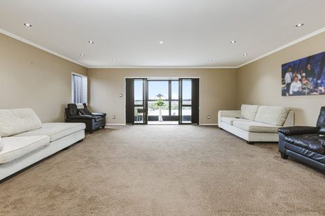 Photo of property in 8 Lyell Court, Clover Park, Auckland, 2019