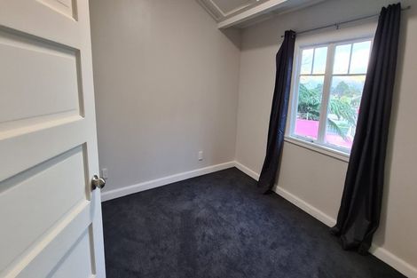 Photo of property in 261 Grounsell Crescent, Belmont, Lower Hutt, 5010