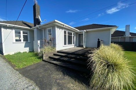 Photo of property in 36 Hinau Grove, Wainuiomata, Lower Hutt, 5014