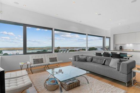 Photo of property in 53 Olsen Avenue, Mangawhai Heads, Mangawhai, 0505