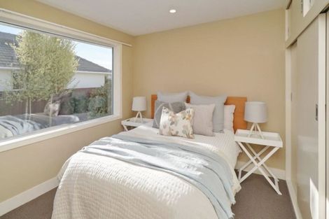 Photo of property in 418 Memorial Avenue, Burnside, Christchurch, 8053