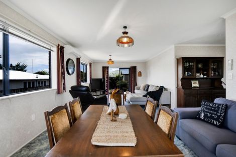 Photo of property in 40 Hamlet Street, Stratford, 4332