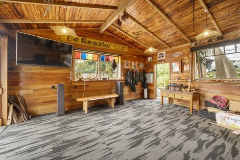 Photo of property in 11 Mount View Place, Spotswood, New Plymouth, 4310