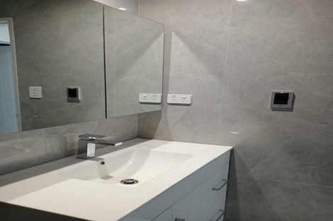 Photo of property in 14 Arataki Way, Glen Eden, Auckland, 0602