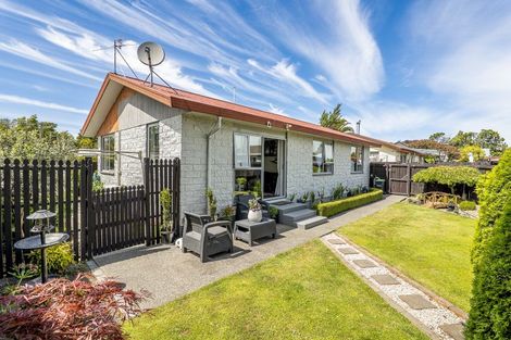 Photo of property in 2/62a Mackenzie Avenue, Woolston, Christchurch, 8023