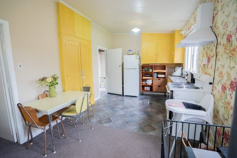 Photo of property in 32 Robertson Street, Richmond, Invercargill, 9810