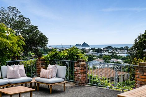 Photo of property in 157 Vivian Street, New Plymouth, 4310