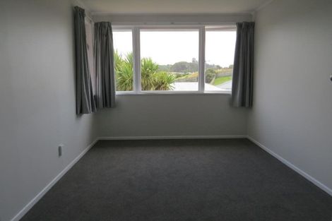 Photo of property in 25 Natone Street, Waitangirua, Porirua, 5024