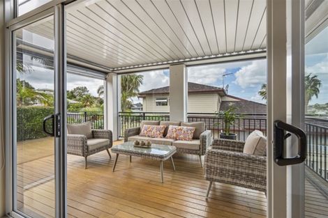 Photo of property in 23 Caversham Drive, Torbay, Auckland, 0630