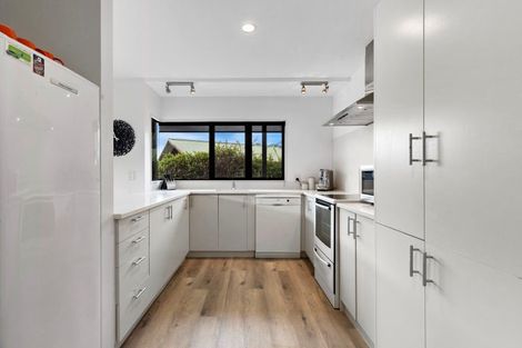 Photo of property in 379 Peninsula Road, Kelvin Heights, Queenstown, 9300