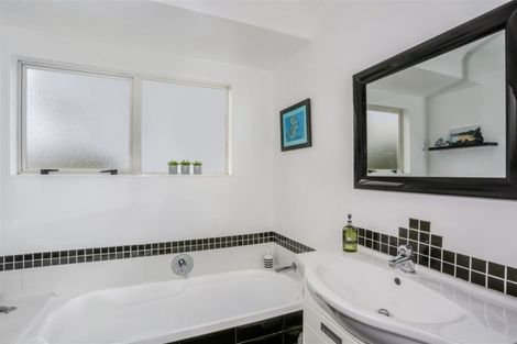 Photo of property in 27a Mareretu Avenue, Patumahoe, Pukekohe, 2679