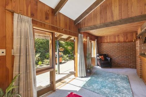 Photo of property in 5 Dalton Grove, Stokes Valley, Lower Hutt, 5019