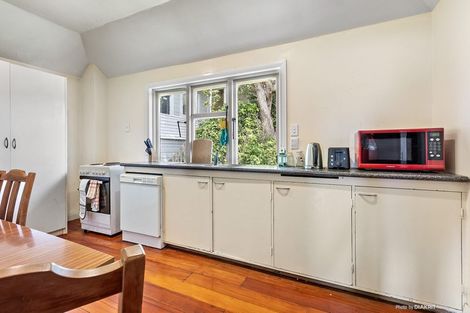 Photo of property in 147 Upland Road, Kelburn, Wellington, 6012