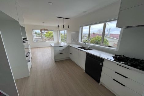 Photo of property in 11 Snowden Place, Opaheke, Papakura, 2113