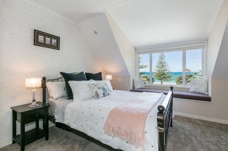Photo of property in 247 Marine Parade, Napier South, Napier, 4110