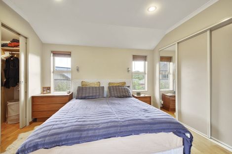 Photo of property in 70f Avonhead Road, Avonhead, Christchurch, 8042