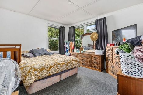 Photo of property in 33 Railway Crescent, Masterton, 5810