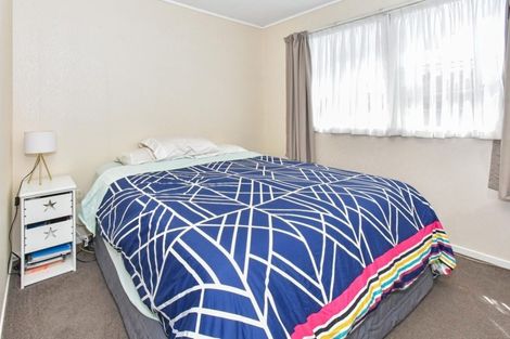 Photo of property in 8 Airfield Road, Takanini, 2112