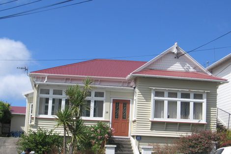 Photo of property in 31 Todman Street, Brooklyn, Wellington, 6021