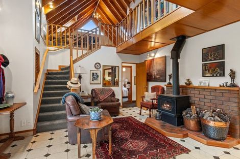 Photo of property in 2/4 Herbs Place, Cashmere, Christchurch, 8022