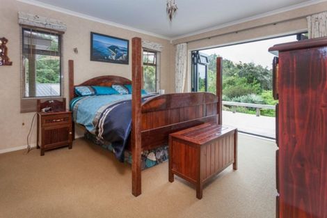 Photo of property in 2 Governors Heights, Whangamata, 3620