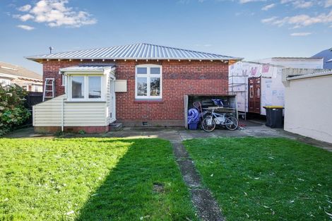 Photo of property in 249 Macandrew Road, Forbury, Dunedin, 9012