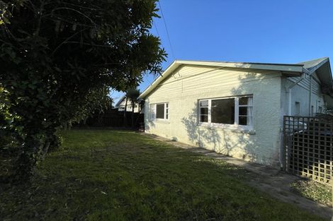 Photo of property in 492 Blockhouse Bay Road, Blockhouse Bay, Auckland, 0600
