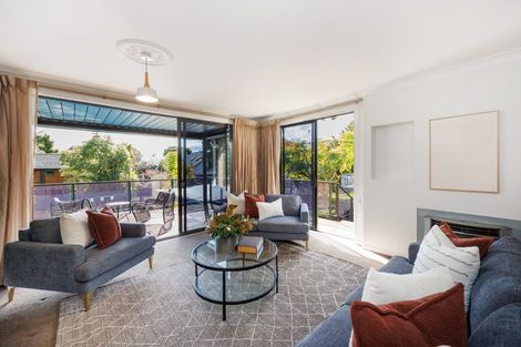 Photo of property in 23 Trent Avenue, Hokowhitu, Palmerston North, 4410