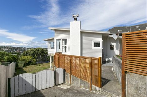 Photo of property in 41 Priscilla Crescent, Kingston, Wellington, 6021