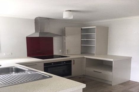 Photo of property in 18 Filmer Place, Melville, Hamilton, 3206