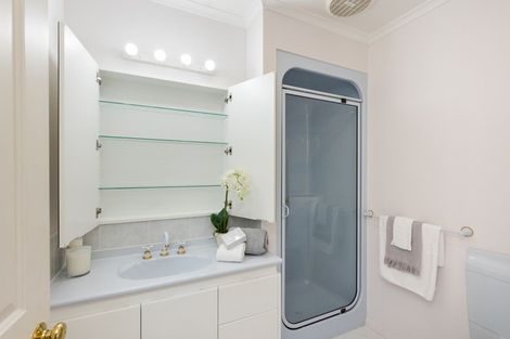 Photo of property in 15a Phoenix Avenue, Hokowhitu, Palmerston North, 4410