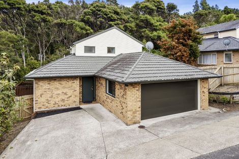 Photo of property in 43 Heathglen Place, Bayview, Auckland, 0629
