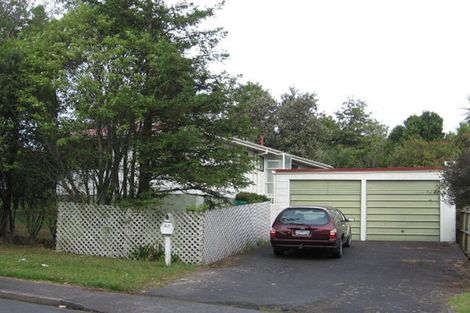 Photo of property in 48 Fitzherbert Avenue, West Harbour, Auckland, 0618